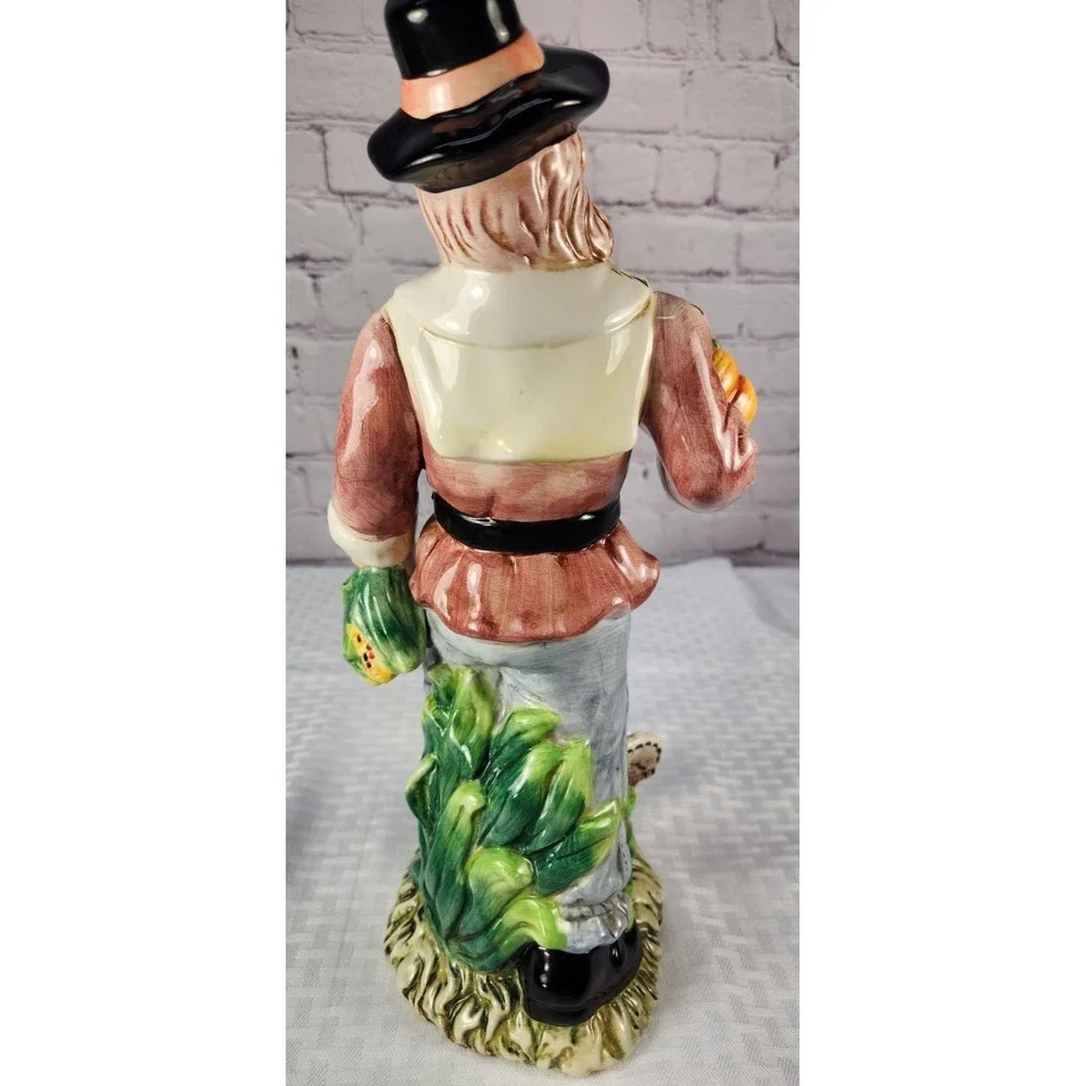 Kaldun & Bogle Pilgrim Figurine Thanksgiving Give Thanks Turkey Vegetables Corn